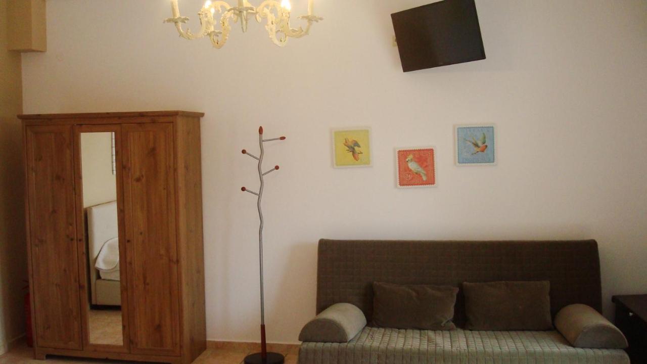 Merlot Village Rental Apartments Karia  Exterior photo